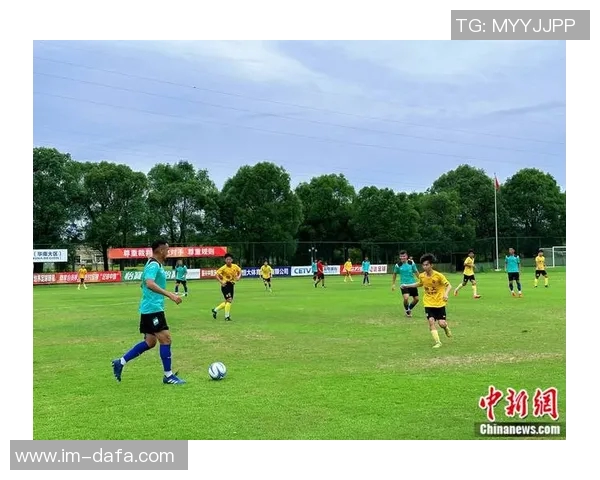 边卫李扬正式加盟中乙大连可为球队19岁曾在恒大足校成长